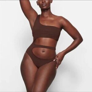 SKIMS Swim One Shoulder Monokini Coca Womens Large